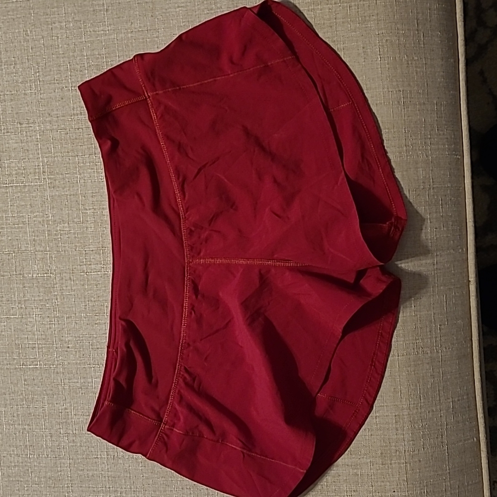 Lululemon speed up shorts, size 6